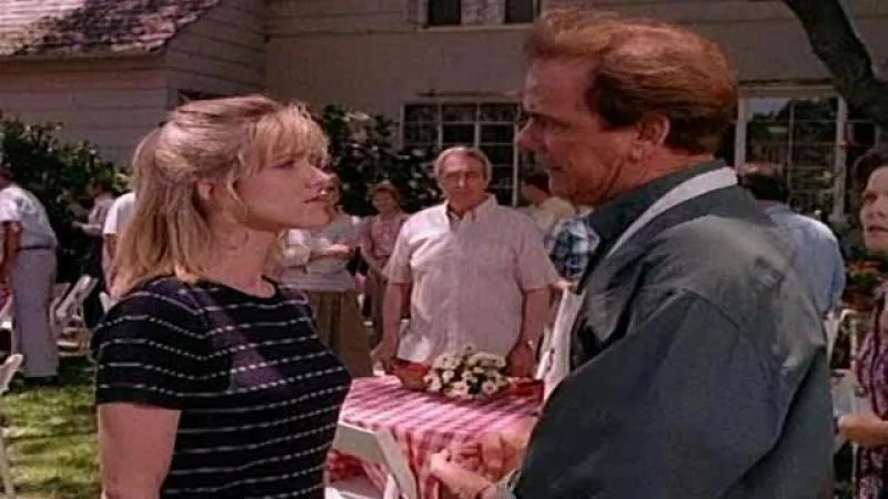 Кадры из сериала Мелроуз Плэйс (1992)